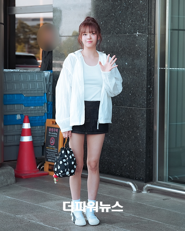 트와이스 정연, 김포국제공항 출국