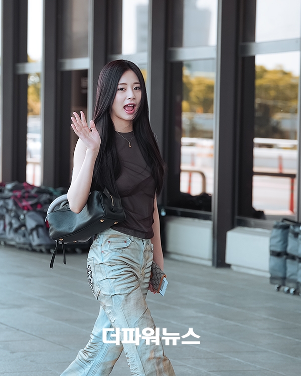 트와이스 쯔위, 김포국제공항 출국
