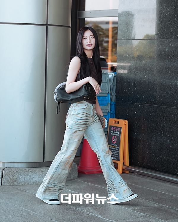 트와이스 쯔위, 김포국제공항 출국