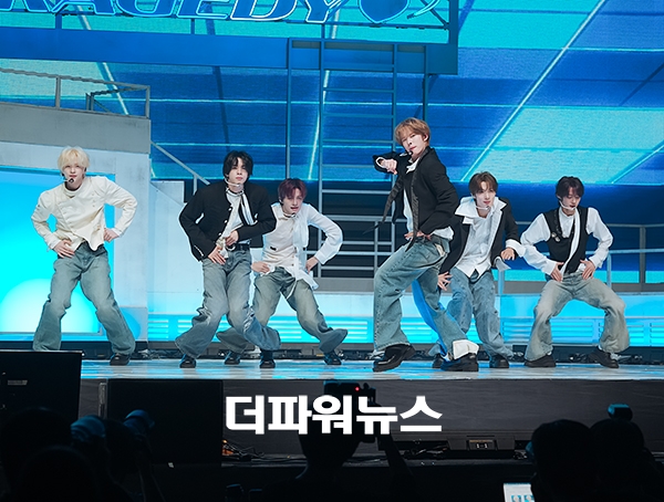 투어스, 미니 5집 'NO TRAGEDY(노 트래지디)' 쇼케이스