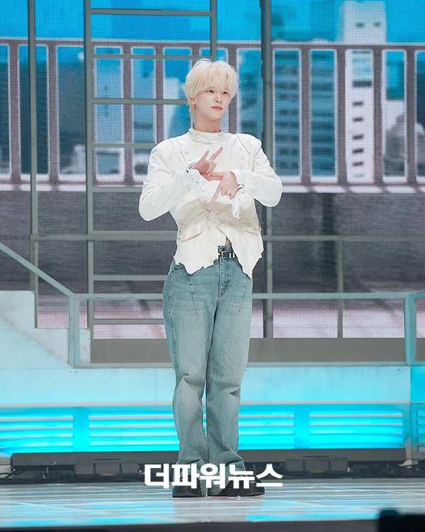 투어스 신유, 미니 5집 'NO TRAGEDY(노 트래지디)' 쇼케이스