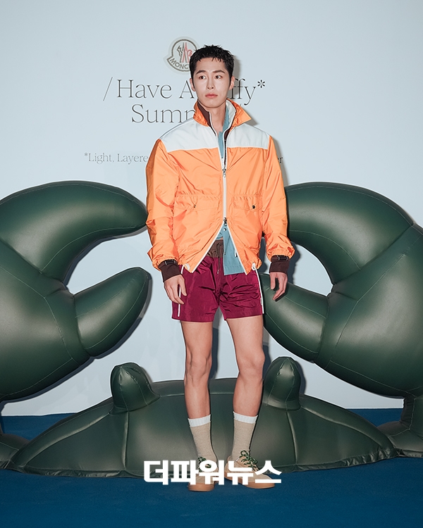 이재욱, 포토월 행사