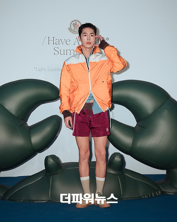 이재욱, 포토월 행사