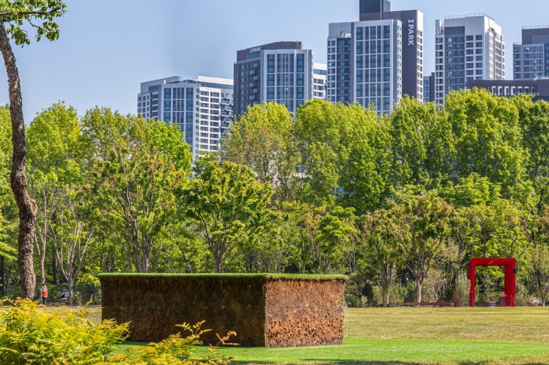 IPARK현대산업개발은 5월 1일 개막하는 서울국제정원박람회에서 기업동행정원 숨 쉬는 땅, 깨어나는 정원을 선보인다.(사진=IPARK현대산업개발)
