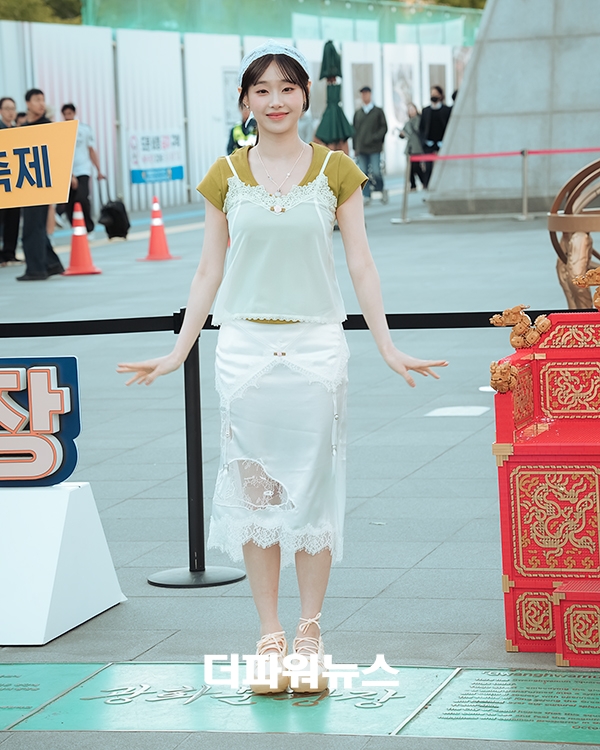 츄, 포토월 행사