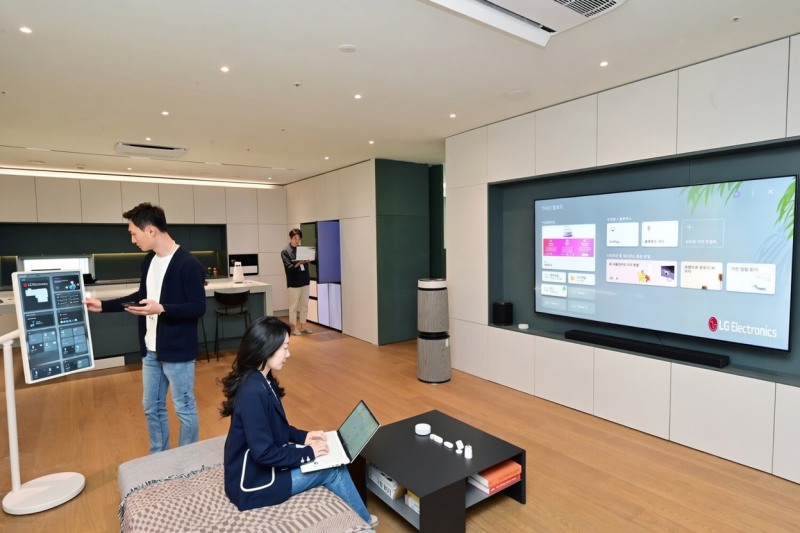 LG전자, AI 홈 연구 공간 '씽큐 리얼' 업그레이드…4년 만에 재단장