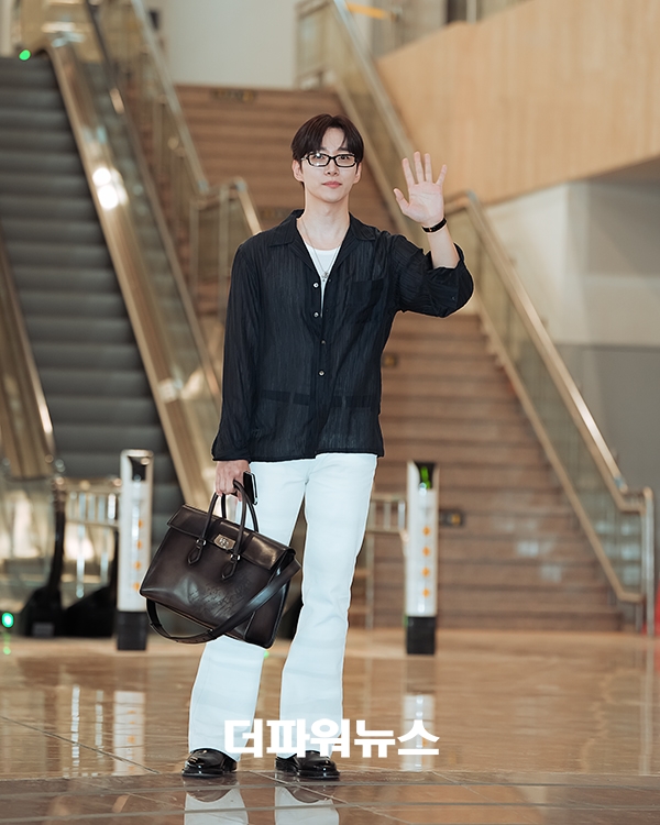 이준호, 김포국제공항 출국