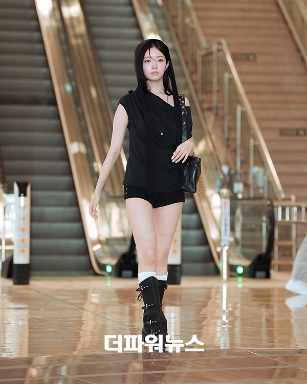 아이브 레이, 김포국제공항 출국