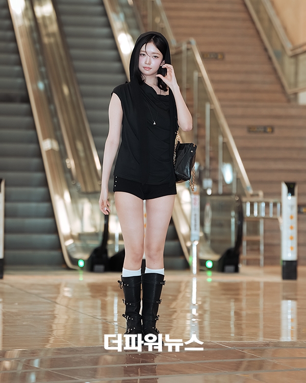 아이브 레이, 김포국제공항 출국