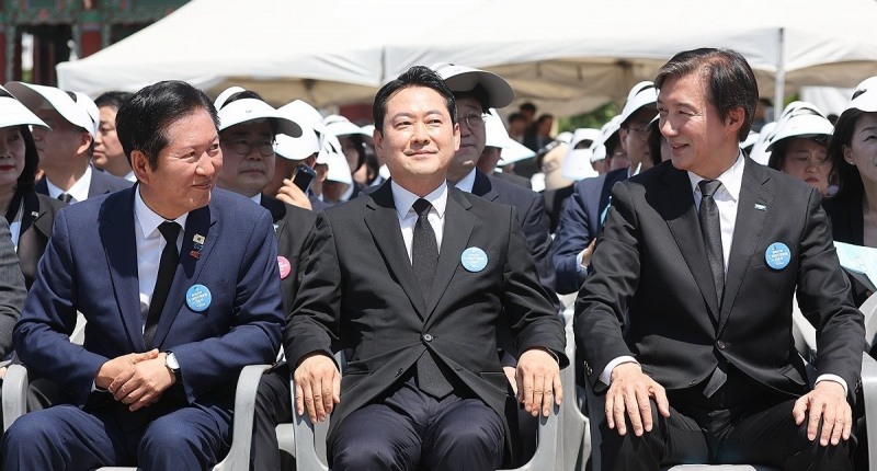 5·18 기념식 참석한 여야대표들(사진=연합뉴스)