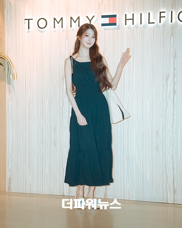 아이브 장원영, 포토월 행사