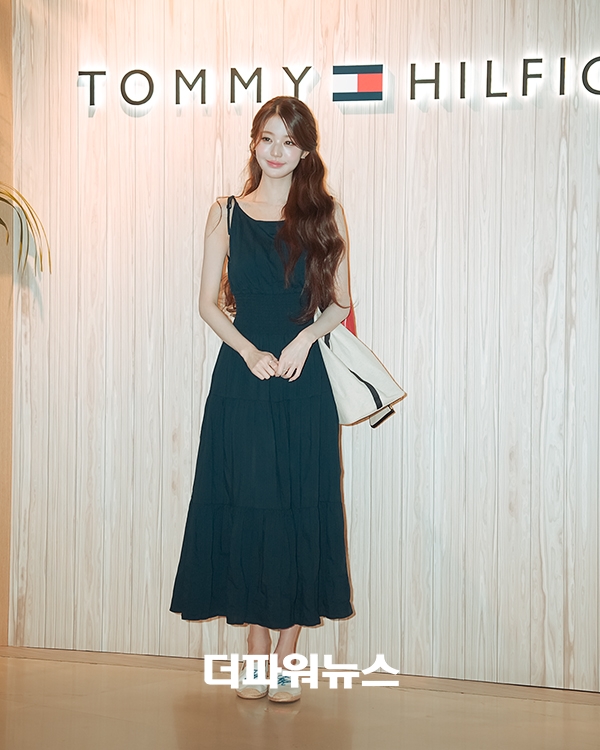아이브 장원영, 포토월 행사