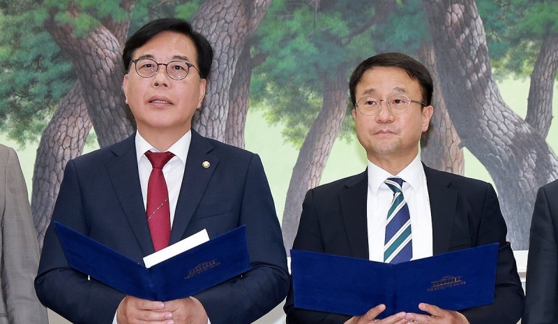 여야 원내대표(사진=연합뉴스)