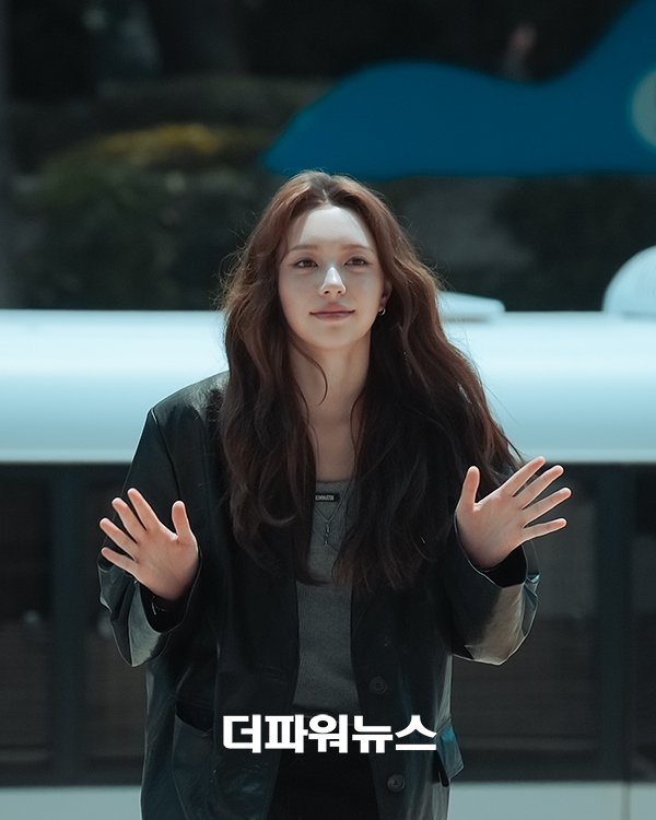 피프티피프티 문샤넬, 방송국 출근길