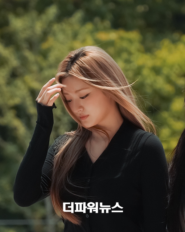피프티피프티 아테나, 방송국 출근길