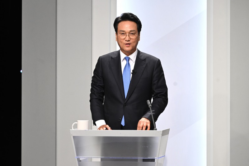 26일 서울시 마포구 상암동 SBS 프리즘타워에서 열린 제9회 전국동시지방선거 경기도교육감 후보자 토론회에 안민석 후보가 참석해 있다. 사진=연합뉴스