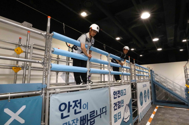 위험성평가 워크숍 안전체험.(사진=제주항공)