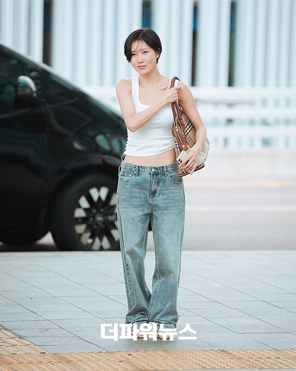 화사, 인천국제공항 출국