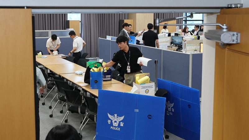 검경 합동수사본부, '투표지 부족' 중앙선관위 압수수색(사진=연합뉴스)