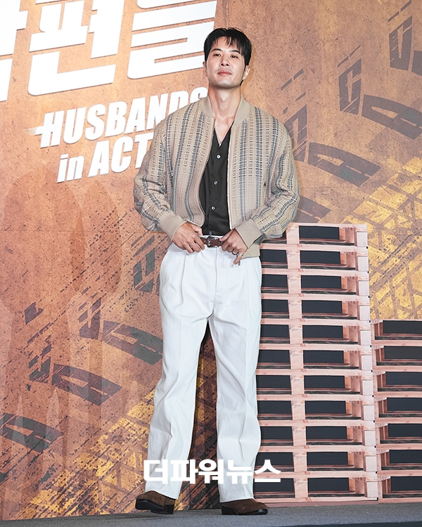 김지석, 넷플릭스 영화 <남편들> 제작보고회
