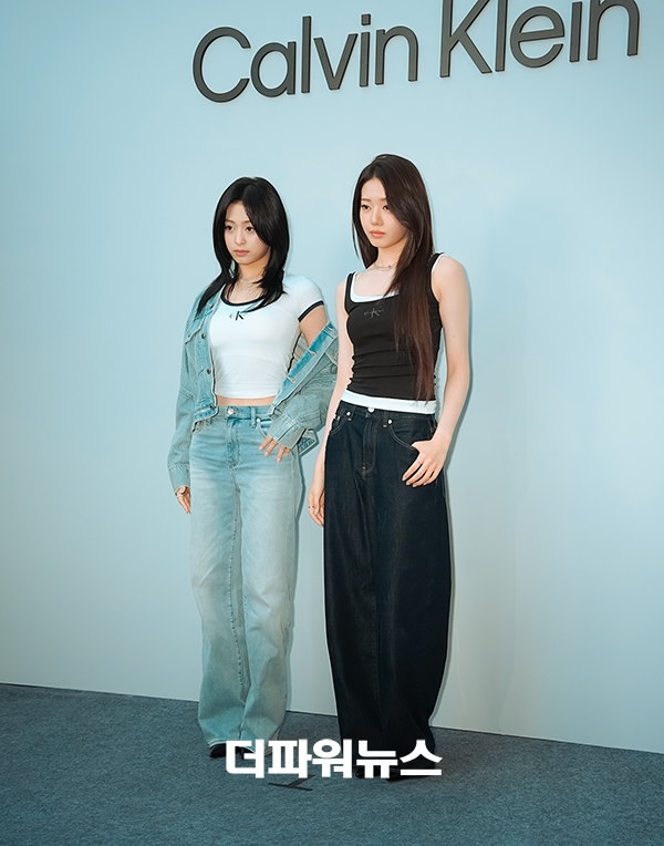 베이비몬스터 아현-로라, 포토월 행사