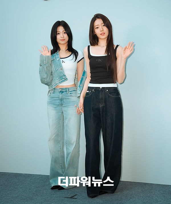 베이비몬스터 아현-로라, 포토월 행사