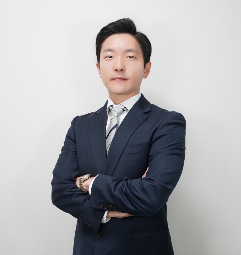 법률사무소 새율 윤준기 대표변호사