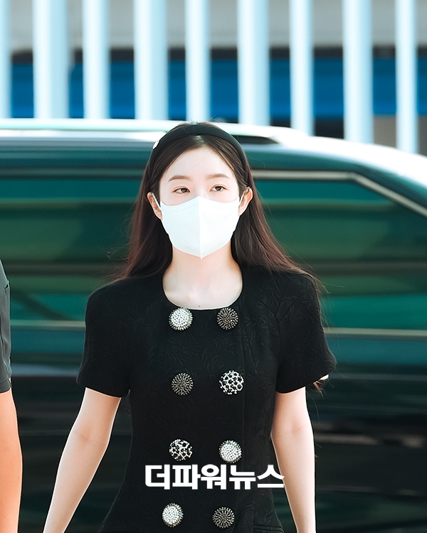아이린, 인천국제공항 출국