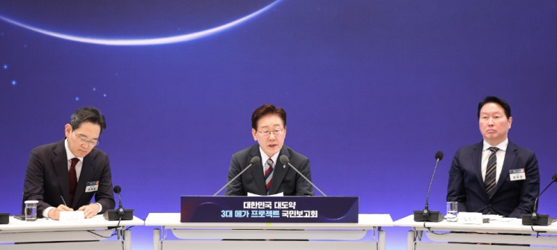 이재명 대통령과 삼성전자 이재용ㆍSK 최태원 회장(사진=연합뉴스)