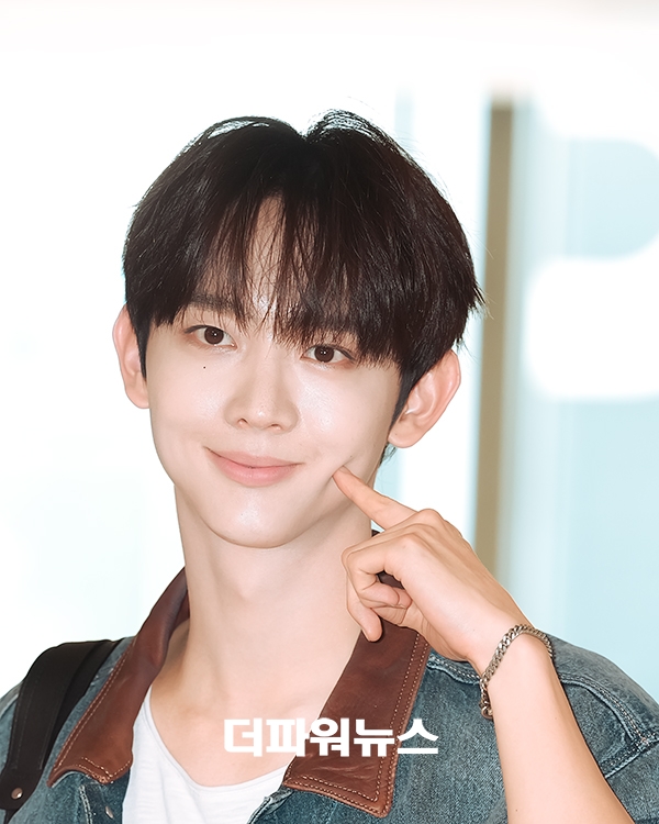 앤더블 유승언, 김포국제공항 출국