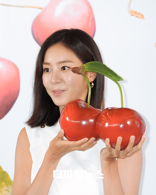 유이, 포토월 행사