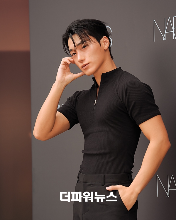 에이티즈 산, 포토월 행사