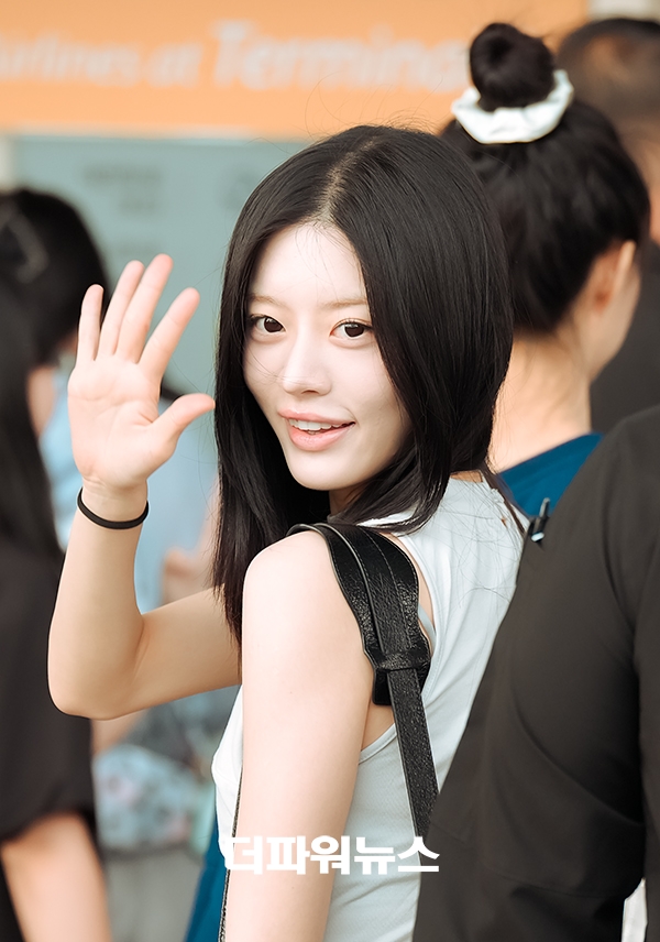 아일릿 민주, 인천국제공항 출국
