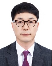 서경복 마산세관장.
