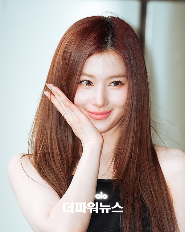 미사모 사나, 김포국제공항 출국