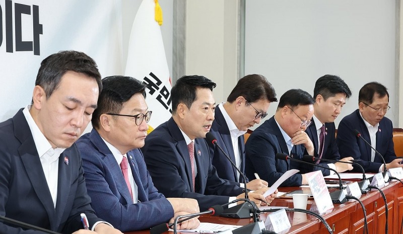 장동혁 대표, 최고위원회의에서 발언(사진=연합뉴스)