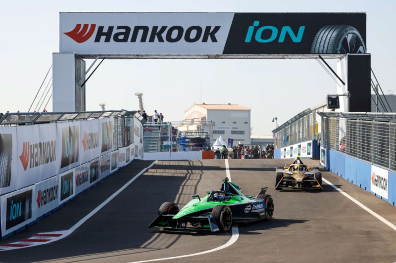 포뮬러 E 시즌 11 5라운드 도쿄 E-PRIX 경기 장면.(사진=한국타이어)