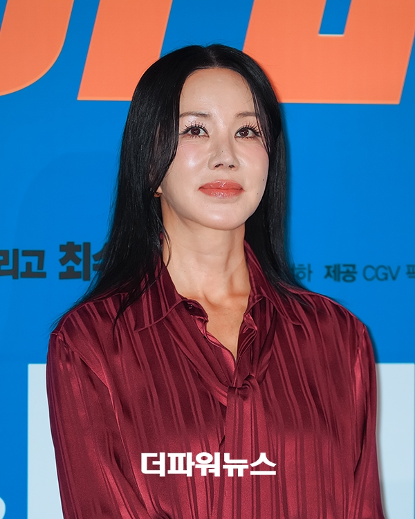 엄정화, 영화 오케이 마담2 언론시사회