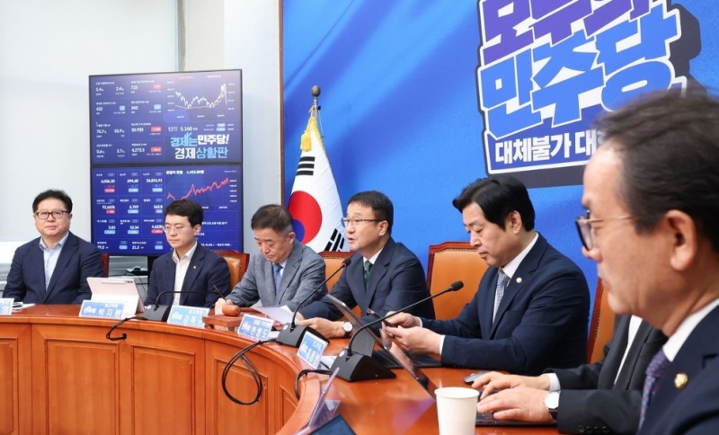 발언하는 한병도 대표 직무대행(사진=연합뉴스)