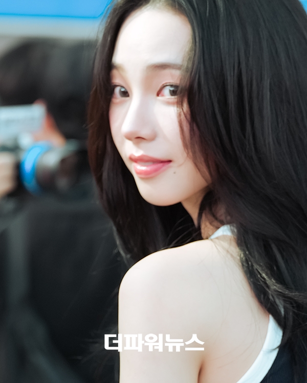 에스파 카리나, 인천국제공항 출국