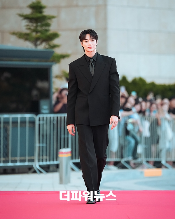 변우석, 5회 청룡시리즈어워즈 레드카펫