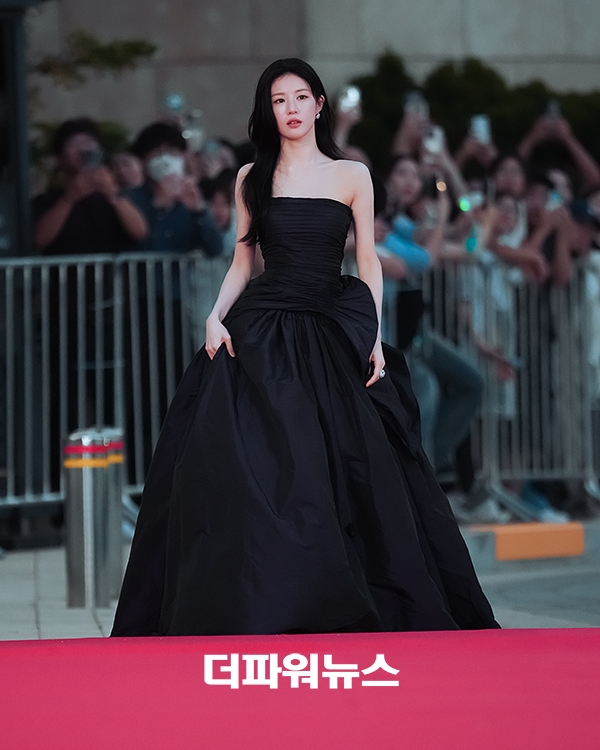 고윤정, 5회 청룡시리즈어워즈 레드카펫