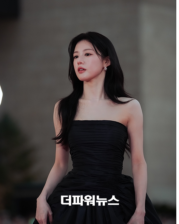 고윤정, 5회 청룡시리즈어워즈 레드카펫
