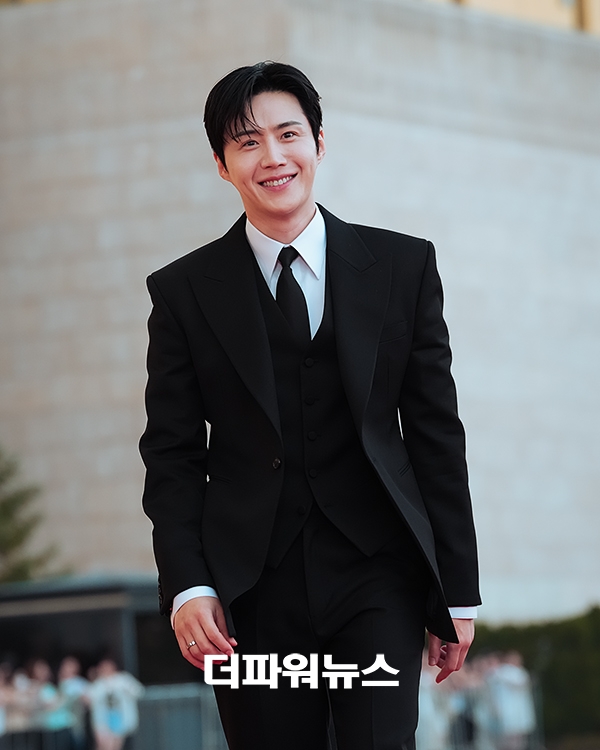 김선호, 5회 청룡시리즈어워즈 레드카펫