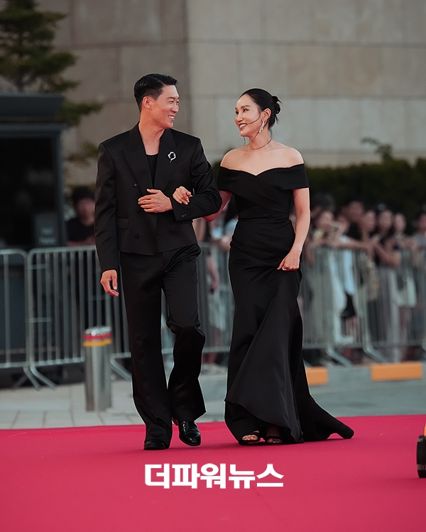 진선규-박보경, 5회 청룡시리즈어워즈 레드카펫