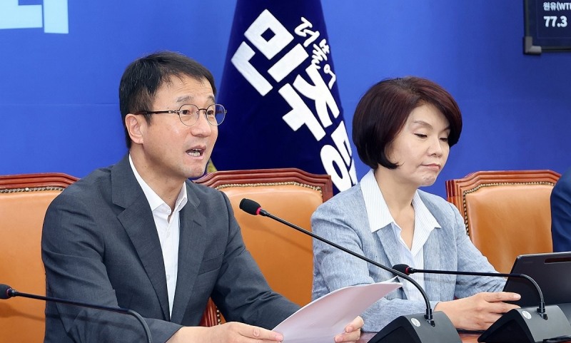 더불어민주당 한병도 대표 직무대행 겸 원내대표(사진=연합뉴스)