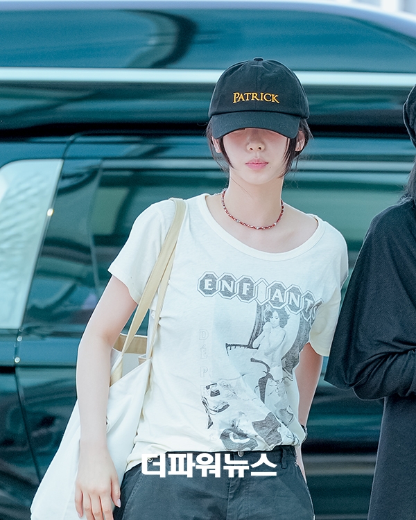 에스파 카리나, 인천국제공항 출국