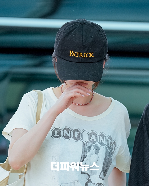 에스파 카리나, 인천국제공항 출국