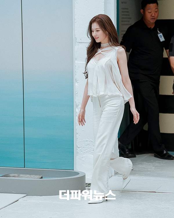트와이스 사나, 포토월 행사