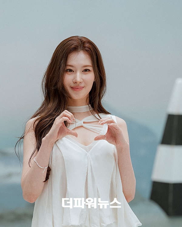 트와이스 사나, 포토월 행사